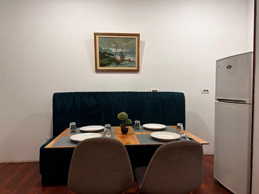 Studio In Bllok Tirana Extérieur photo